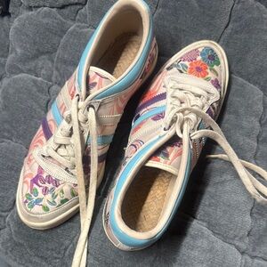 Adidas Embroidered Floral Sneakers size 7.5